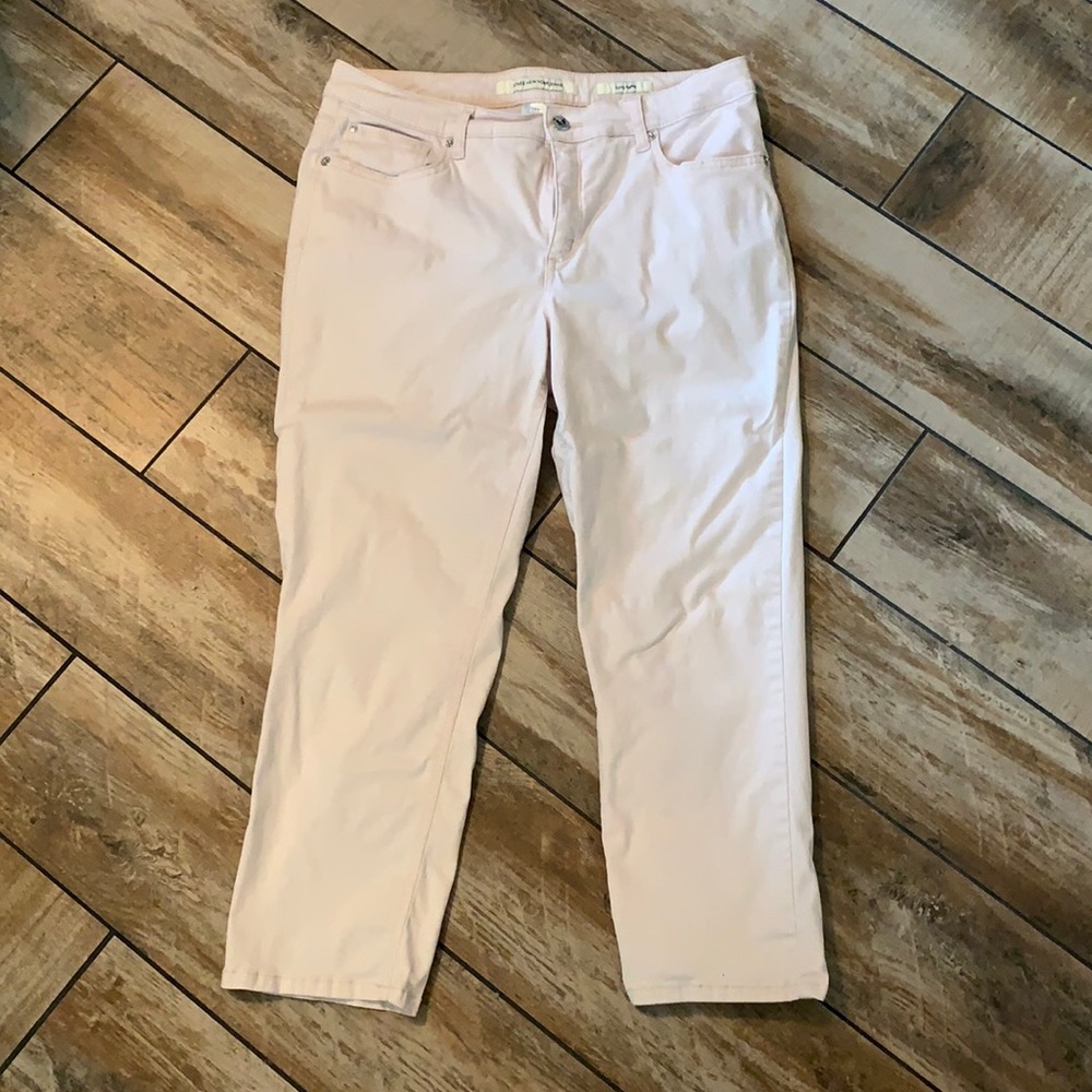 EUC pale pink ankle jeans